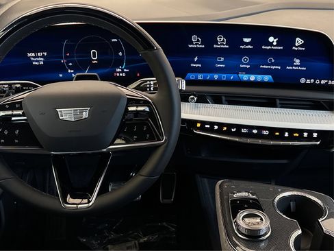New 2026 Cadillac Optiq Luxury 1 RWD image 16