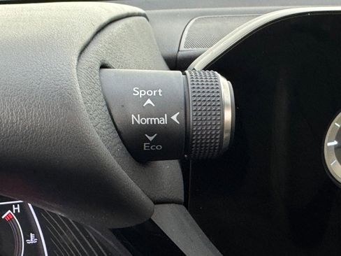 Used 2022 Lexus ES 300h w/ Premium Package image 24