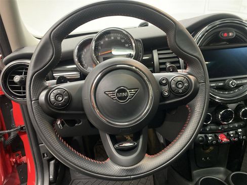 Used 2020 MINI Cooper S image 15