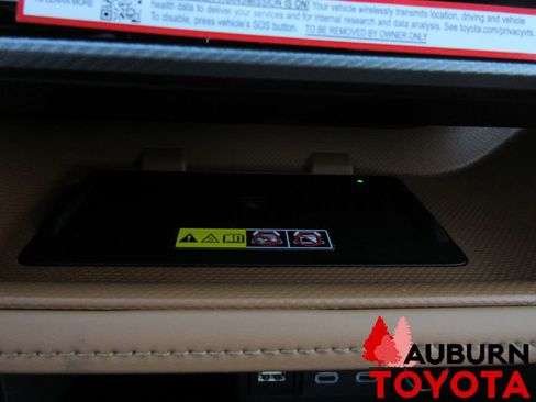 New 2026 Toyota Highlander Platinum image 19