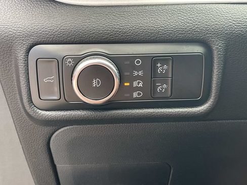 Certified 2024 Ford Explorer XLT w/ Equipment Group 202A AWD/4WD image 43