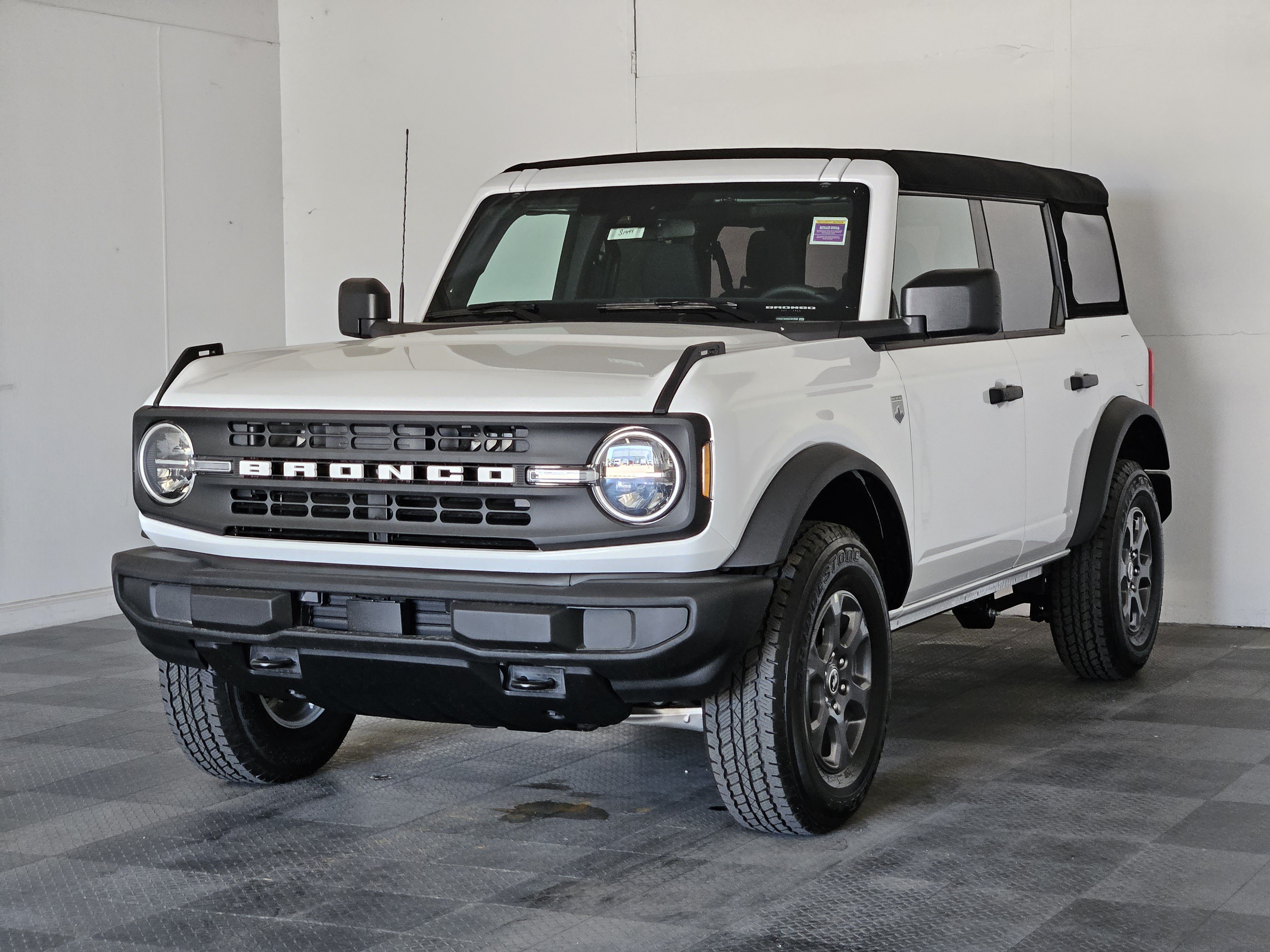 Used 2025 Ford Bronco Big Bend AWD/4WD image 2