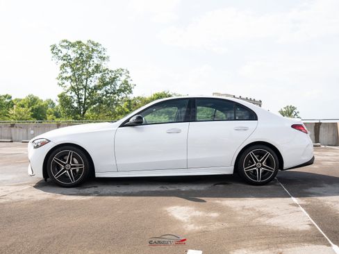 Used 2023 Mercedes-Benz C 300 4MATIC Sedan image 4