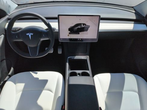 Used 2022 Tesla Model Y Performance AWD/4WD image 29