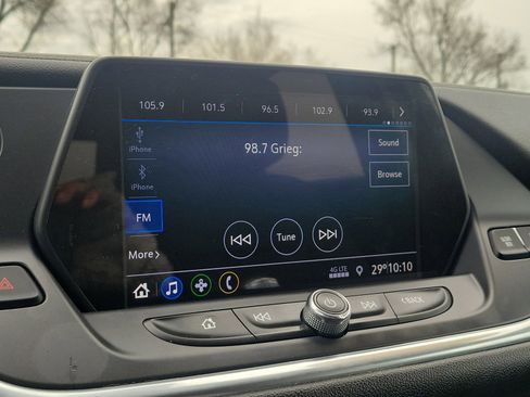 Used 2020 Chevrolet Blazer LT FWD image 31