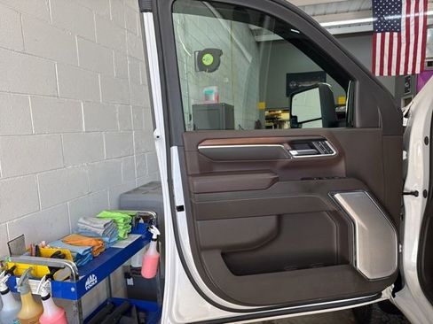 Used 2024 GMC Sierra 2500 Denali w/ Denali Reserve Package image 8