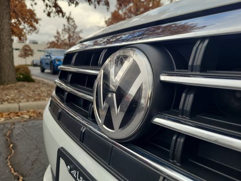 Used 2020 Volkswagen Jetta S w/ Driver Assistance Package image 23