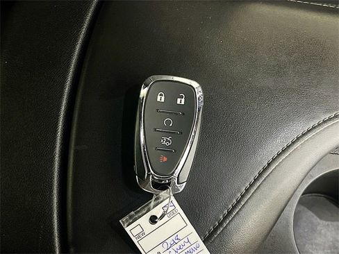 Used 2018 Chevrolet Camaro LT w/ Technology Package image 32