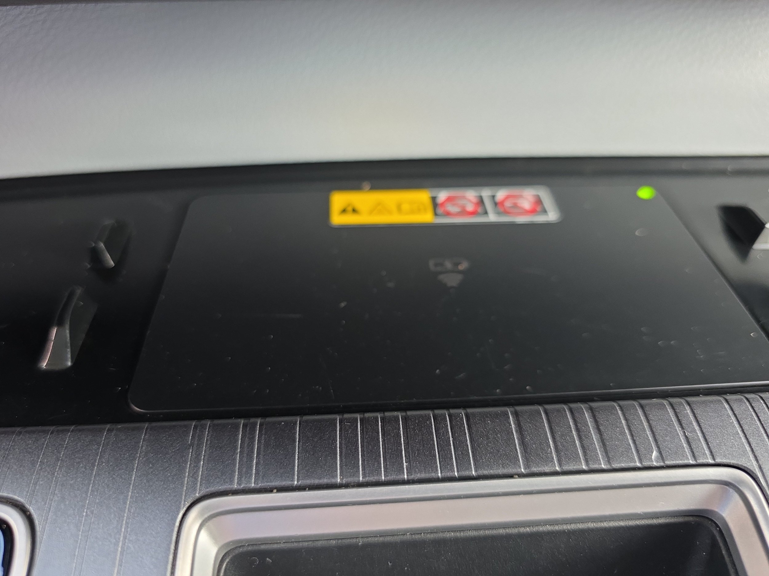 Used 2025 Toyota Sienna LE AWD/4WD image 24