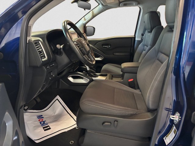 Used 2023 Nissan Frontier SV w/ SV Convenience Package AWD/4WD image 9