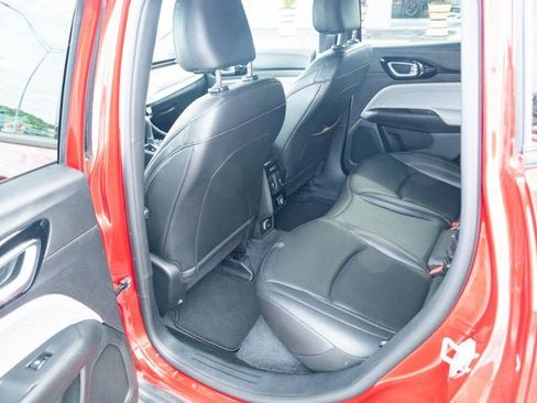 Used 2025 Jeep Compass Limited AWD/4WD image 26