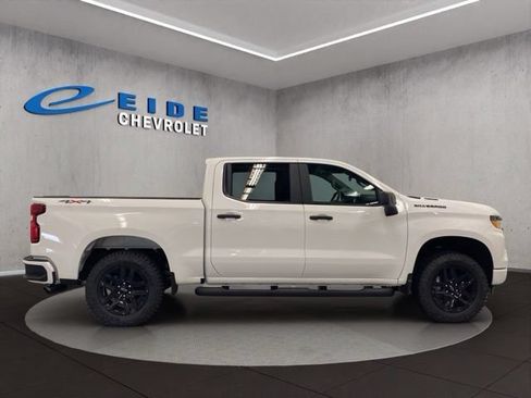 New 2026 Chevrolet Silverado 1500 Custom w/ Turbomax Blackout Package AWD/4WD image 10