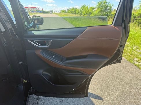 Used 2022 Subaru Forester Touring w/ Popular Package #2 image 17