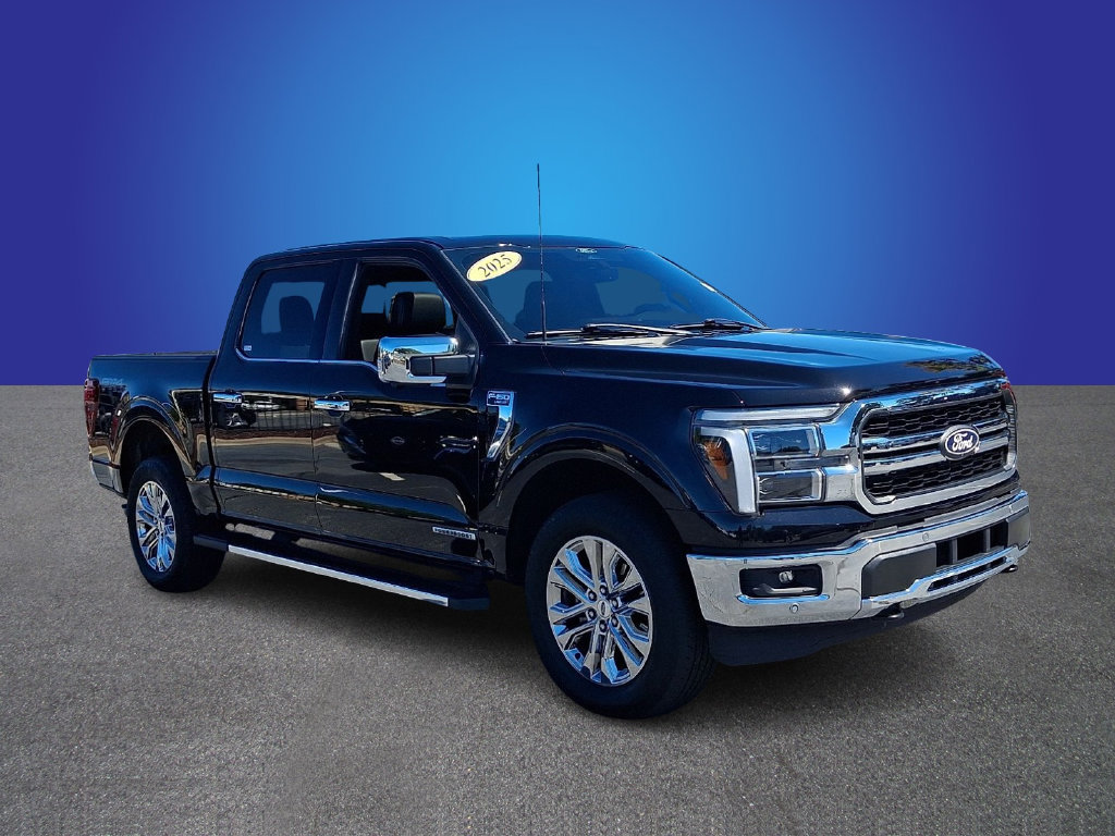 Used 2025 Ford F150 Lariat w/ Equipment Group 502A High AWD/4WD image 3