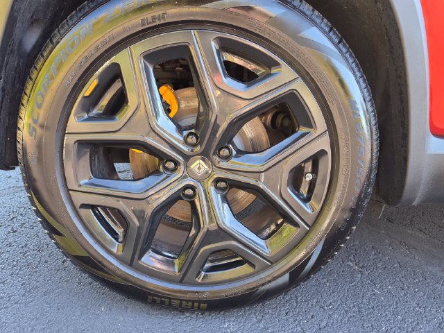 Used 2022 Rivian R1S Launch Edition Quad AWD/4WD image 13
