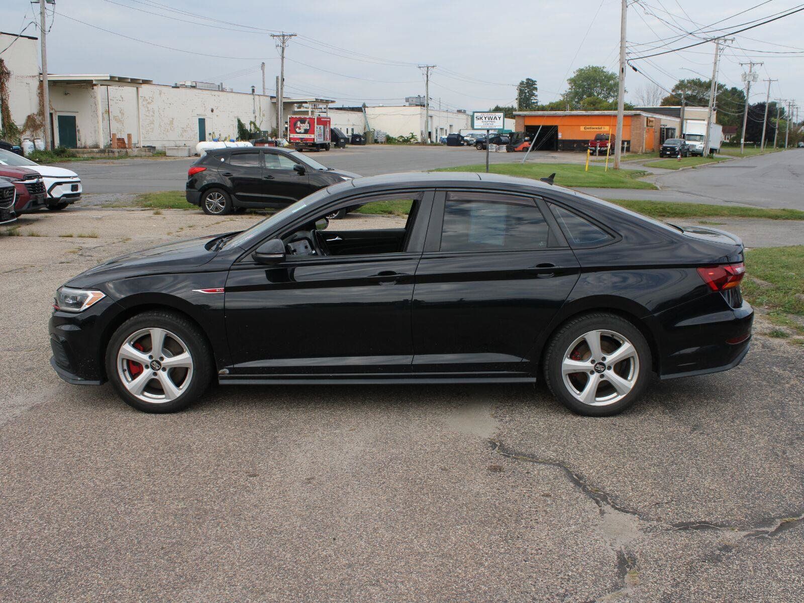 Used 2019 Volkswagen Jetta GLI Autobahn FWD image 5
