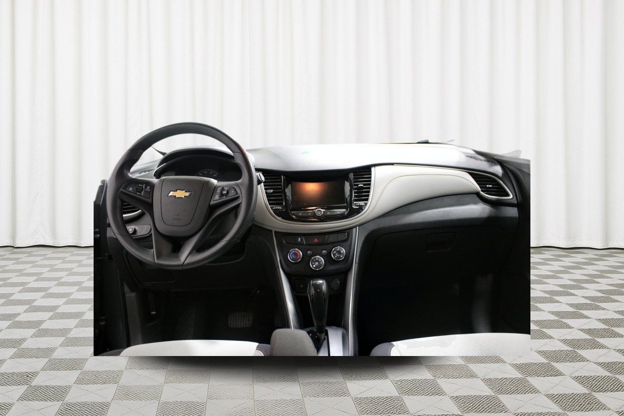 Used 2020 Chevrolet Trax LS w/ Tint and Cruise Package AWD/4WD image 2
