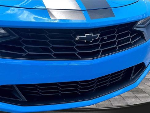 Used 2022 Chevrolet Camaro LT RWD image 28