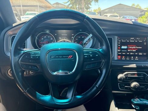 Used 2023 Dodge Charger SXT RWD image 19