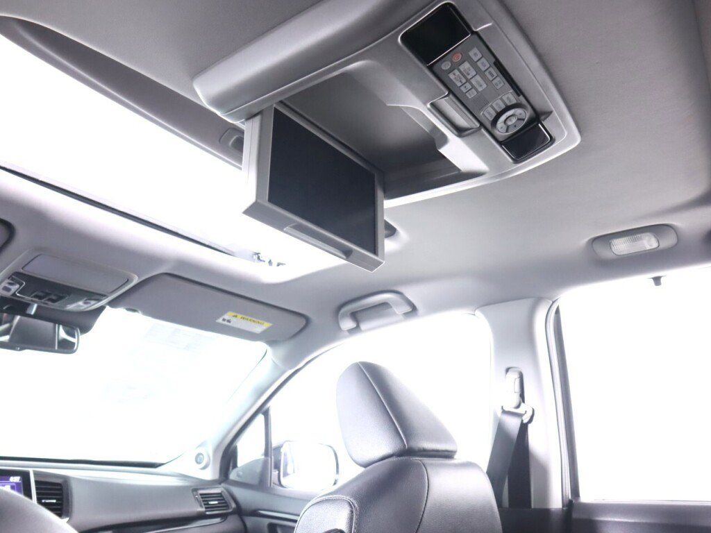 Used 2017 Honda Pilot Elite image 42
