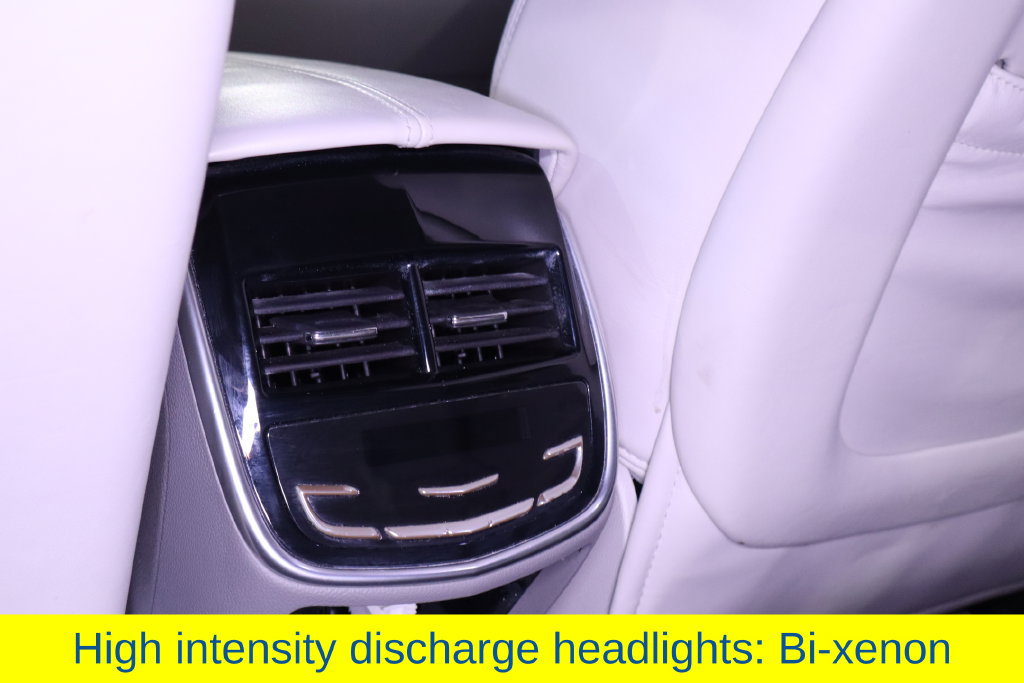 Used 2013 Cadillac XTS Platinum FWD image 32