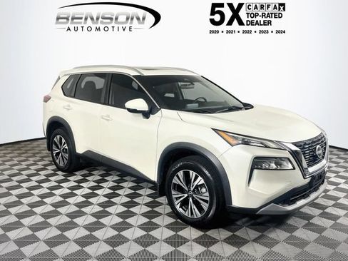 Used 2022 Nissan Rogue SV w/ SV Premium Package AWD/4WD image 1