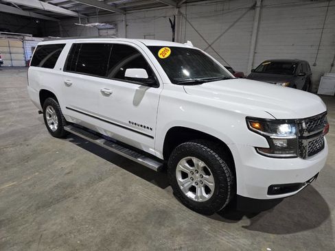 Used 2016 Chevrolet Suburban LT w/ LT Signature Package image 20