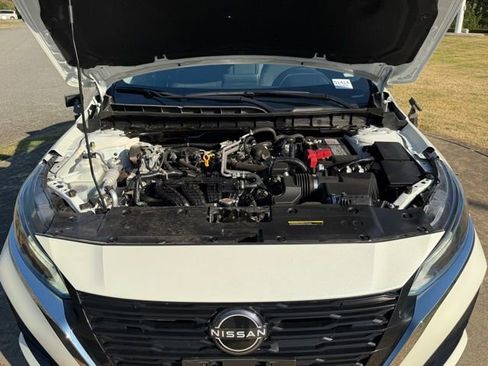 Used 2024 Nissan Altima 2.5 SV image 30
