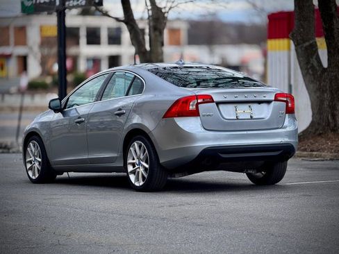 Used 2012 Volvo S60 T6 image 5