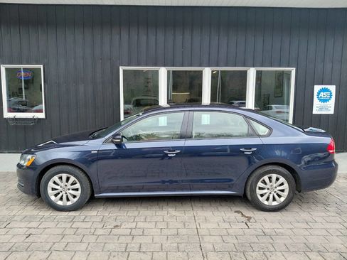 Used 2014 Volkswagen Passat 2.5 S image 2