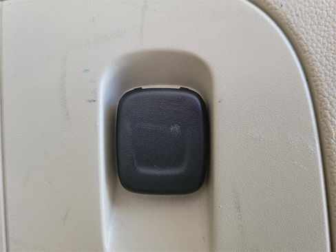 Used 2019 Cadillac Escalade Luxury image 8