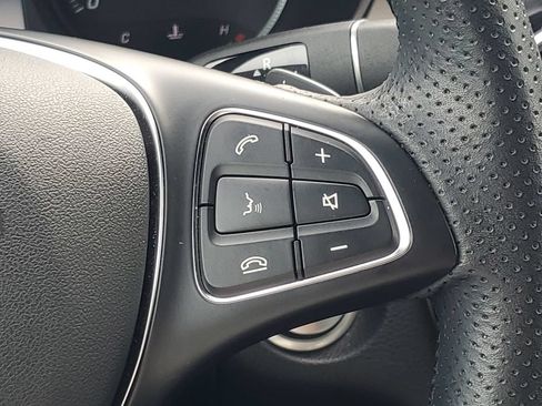 Certified 2019 Mercedes-Benz GLC 300 image 13