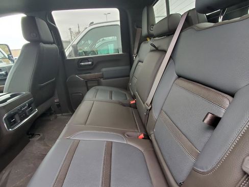 Used 2020 GMC Sierra 3500 Denali w/ Denali Ultimate Package image 5