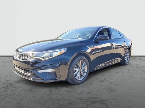 Used 2019 Kia Optima LX image 2