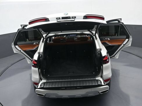 New 2026 BMW X5 xDrive40i AWD/4WD image 43