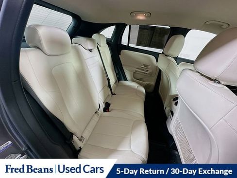 Used 2023 Mercedes-Benz GLA 250 4MATIC image 32