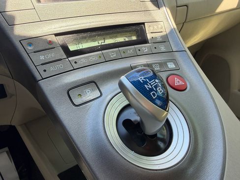 Used 2013 Toyota Prius Two FWD image 35