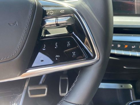 New 2026 Cadillac Lyriq V AWD/4WD image 24