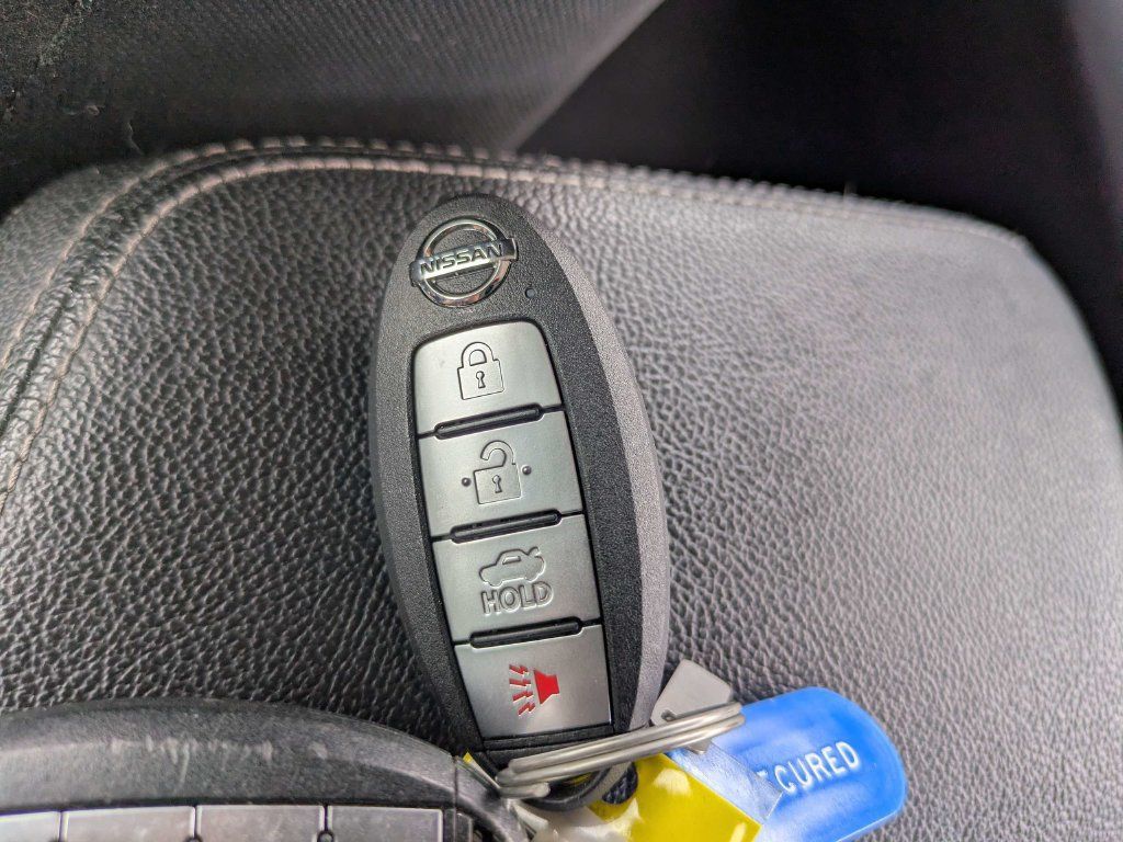 Used 2020 Nissan Versa S FWD image 25