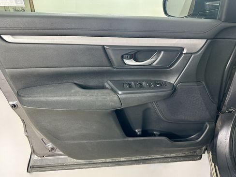 Used 2019 Honda CR-V LX image 14