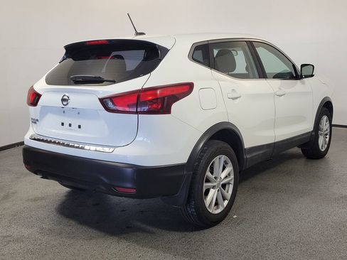 Used 2017 Nissan Rogue Sport S w/ S Appearance Package FWD image 6
