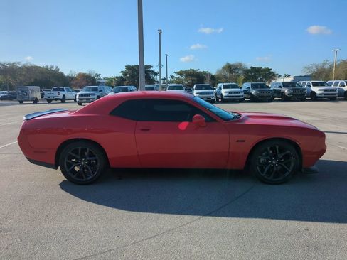 Used 2023 Dodge Challenger R/T w/ Blacktop Package image 5