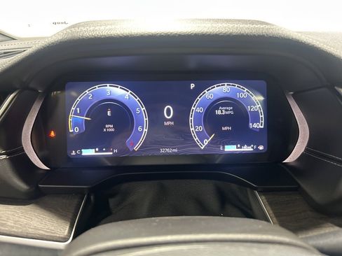 Certified 2024 Jeep Grand Cherokee L Limited w/ Luxury Tech Group II image 45