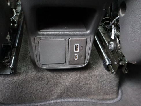 Used 2023 Buick Encore GX Select w/ Safety Package II image 21