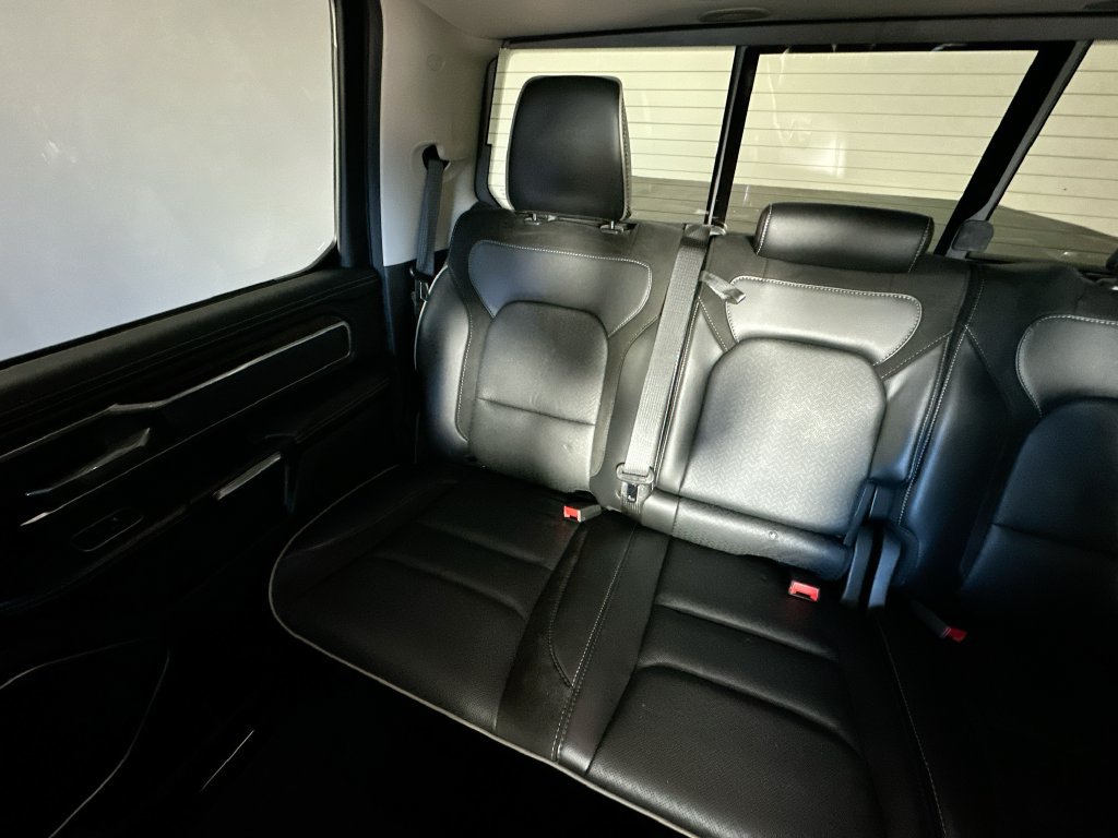 Used 2022 RAM 1500 Laramie AWD/4WD image 12