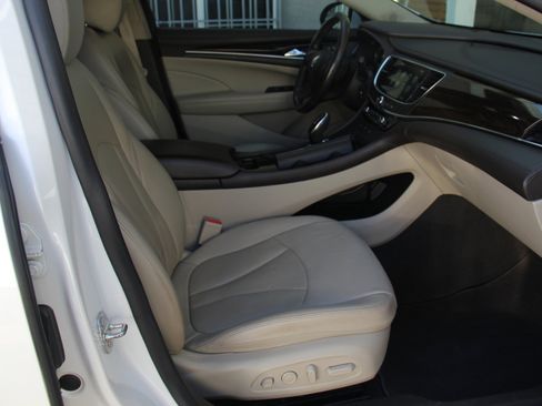 Used 2018 Buick LaCrosse Premium image 27