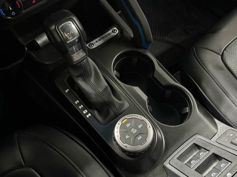 Used 2022 Ford Bronco Outer Banks w/ Sasquatch Package image 24