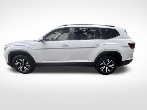 Used 2026 Volkswagen Atlas SE FWD image 2