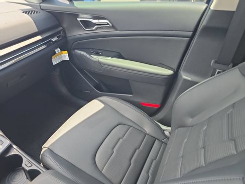 New 2026 Kia Sportage SX FWD image 16