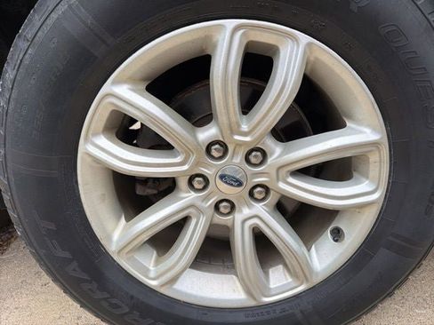 Used 2021 Ford Explorer 4WD image 31